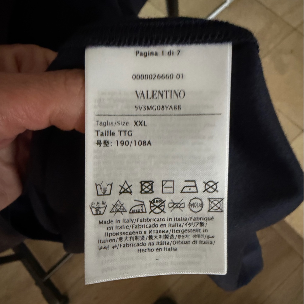 Valentino T shirt - Picture 2 of 3
